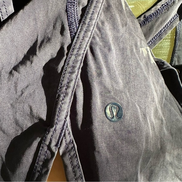 Lululemon Athletica Navy Lyocell Blend Tank Top XS - Picture 3 of 7